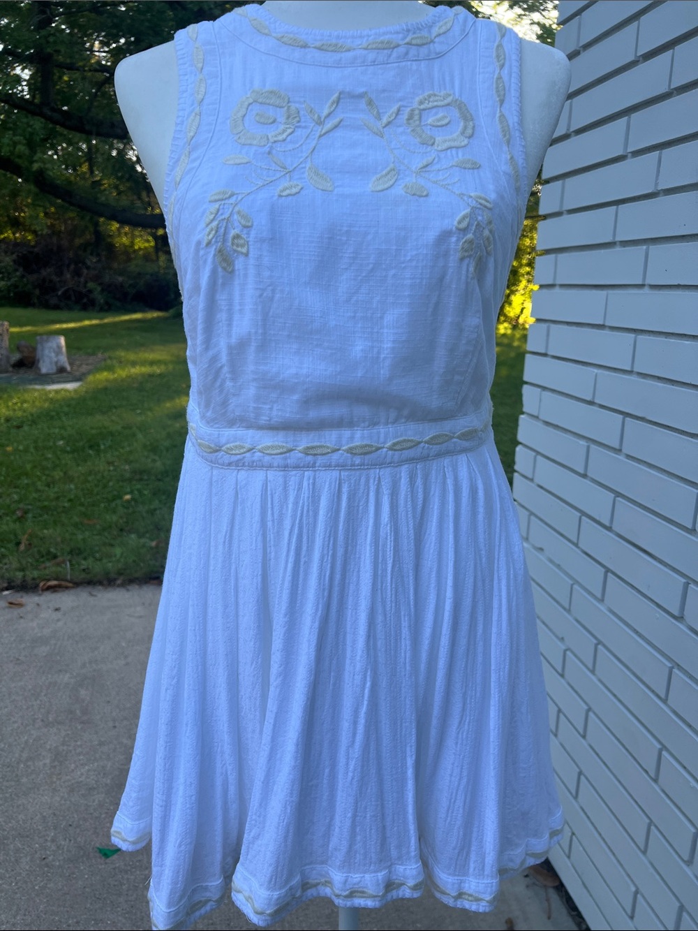 Free People White Birds of a Feather Embroidered Mini Dress - Size 6